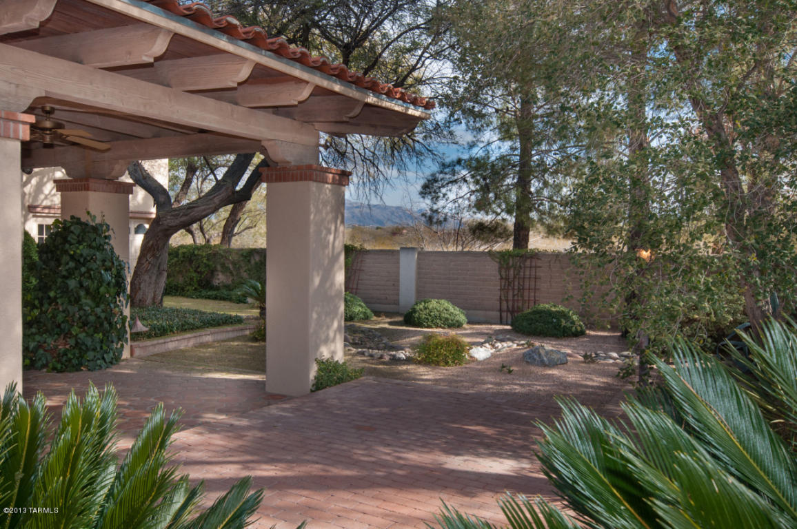 5630 E Binghampton Dr, Tucson, AZ 85712 photo 24