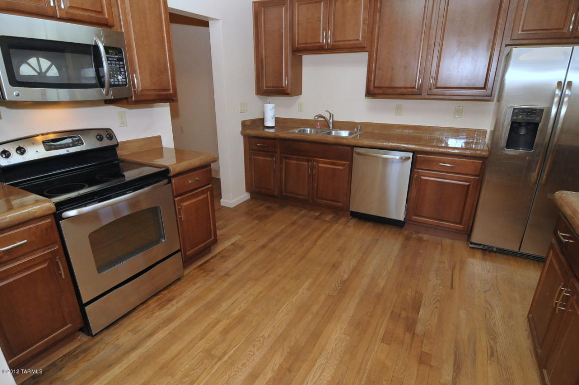 2004 E 8th St, Tucson, AZ 85719 photo 3