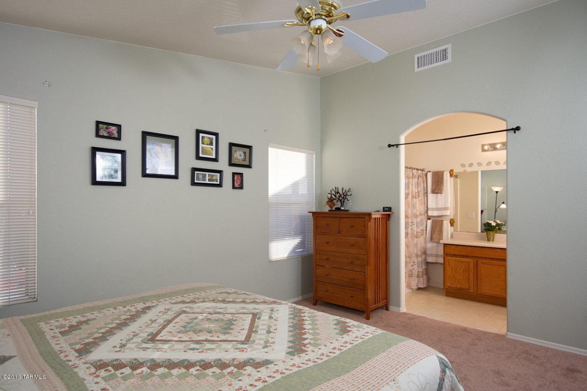 9482 E Bench Mark Loop, Tucson, AZ 85747 photo 7