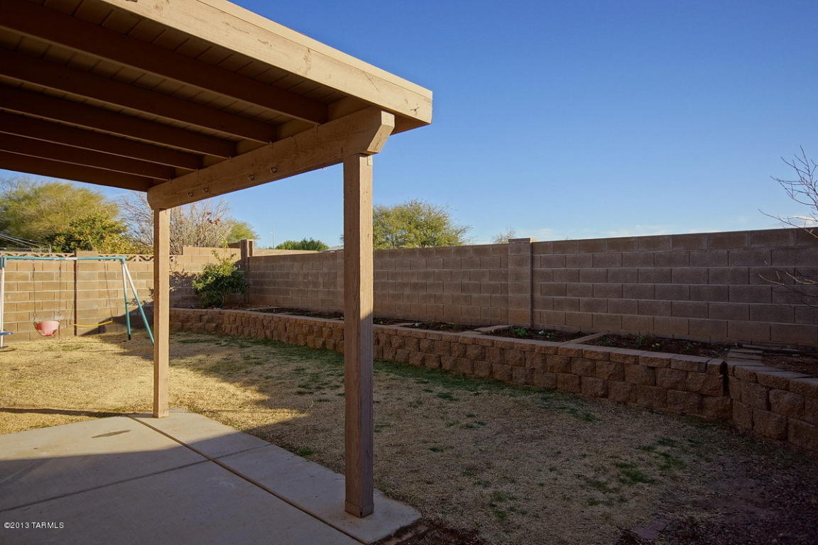 9482 E Bench Mark Loop, Tucson, AZ 85747 photo 13