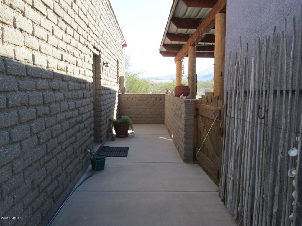 2881 E Shasta Ln, Vail, AZ 85641 photo 12