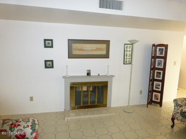 7325 E Cascada Cir, Tucson, AZ 85715 photo 8