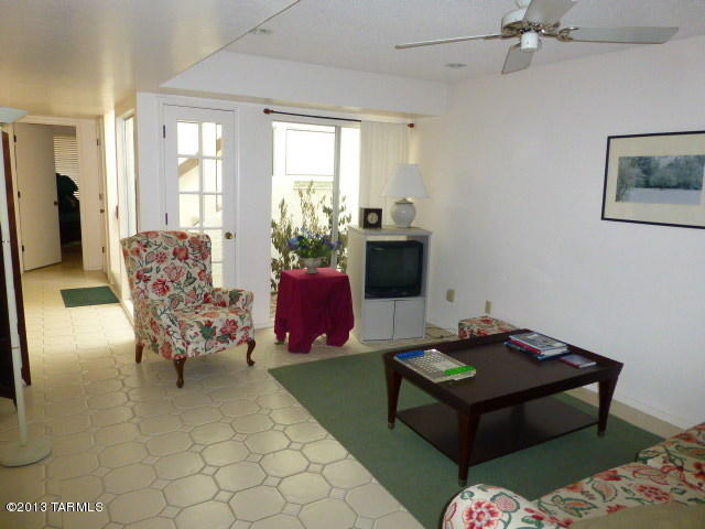 7325 E Cascada Cir, Tucson, AZ 85715 photo 7