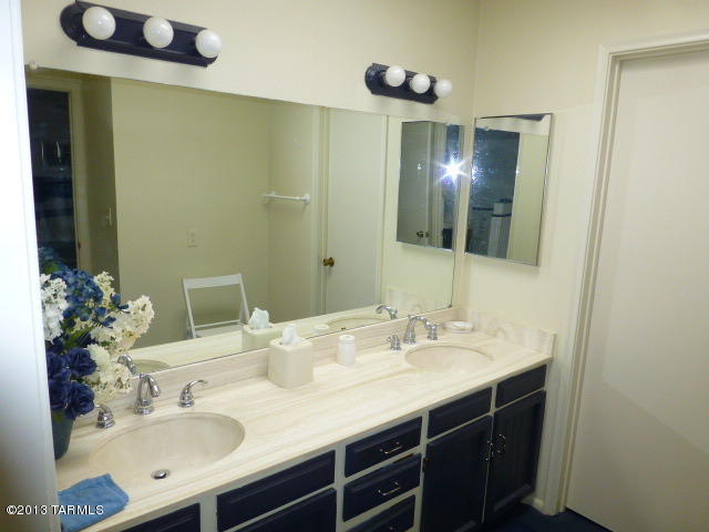 7325 E Cascada Cir, Tucson, AZ 85715 photo 16