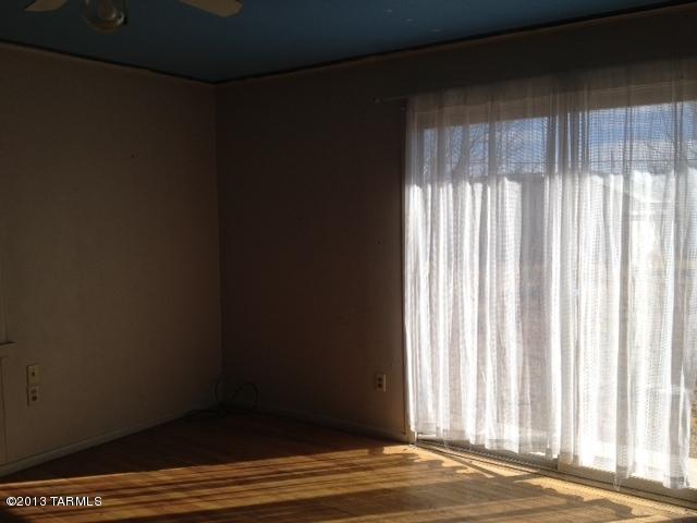 221 S Biddle Ave, Willcox, AZ 85643 photo 2
