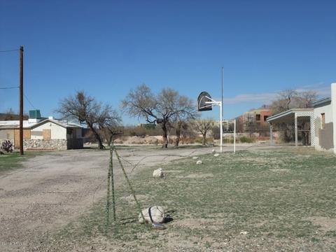 831 E Limberlost Dr, Tucson, AZ 85719 photo 6