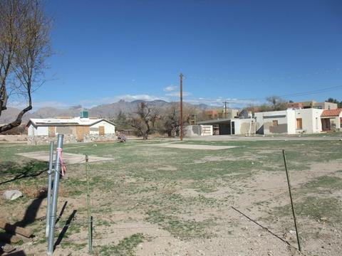 831 E Limberlost Dr, Tucson, AZ 85719 photo 4
