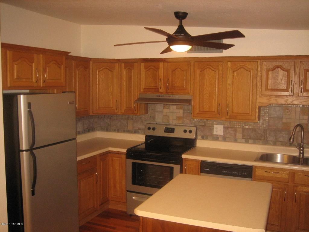 6918 N Eclipse Pl, Tucson, AZ 85741 photo 1