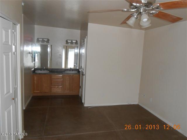 834 E Limberlost Dr, Tucson, AZ 85719 photo 17
