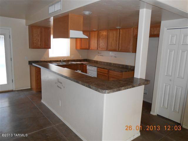 834 E Limberlost Dr, Tucson, AZ 85719 photo 14