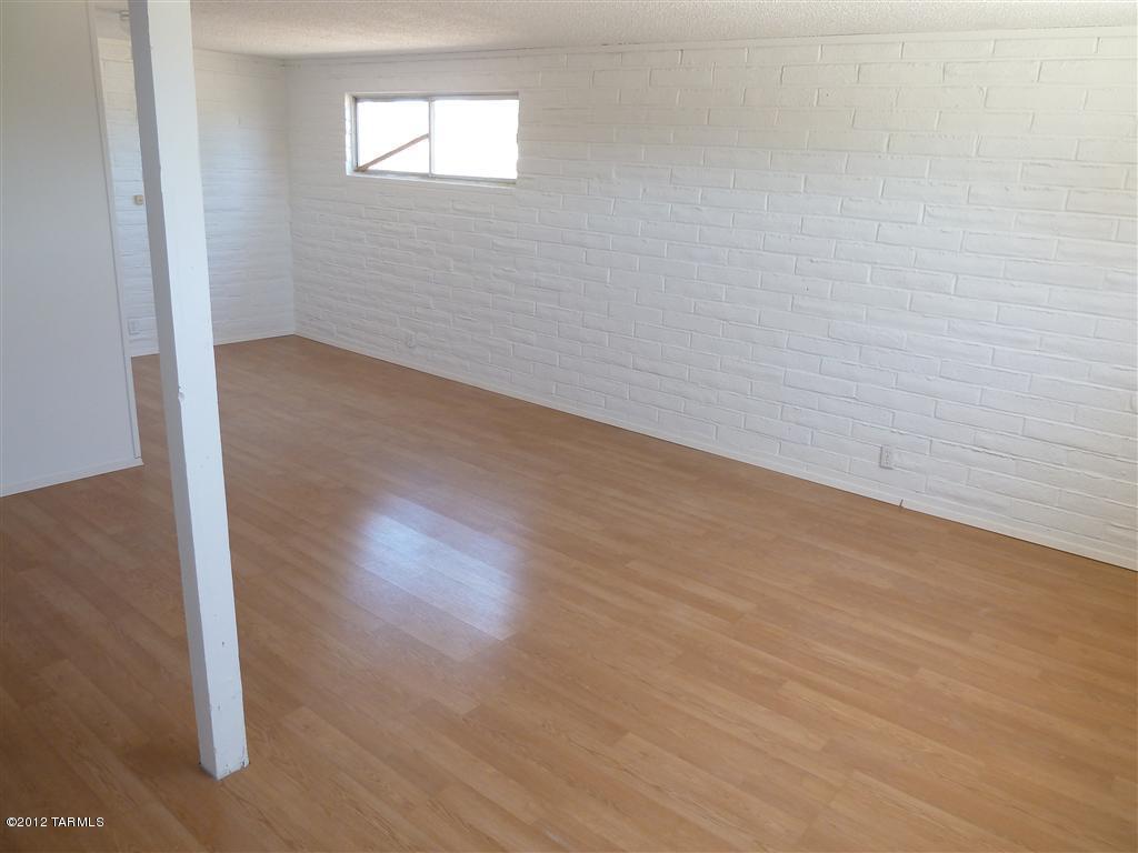 8258 E Beverly St, Tucson, AZ 85710 photo 5