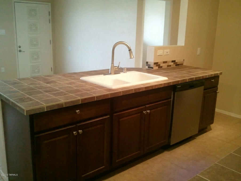 4802 Edison St, Tucson, AZ 85712 photo 5
