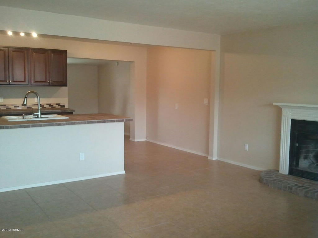 4802 Edison St, Tucson, AZ 85712 photo 8