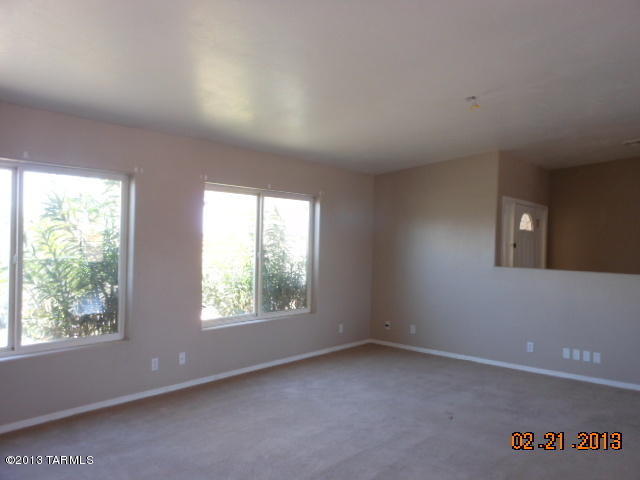 700 N Solar Dr, Vail, AZ 85641 photo 4