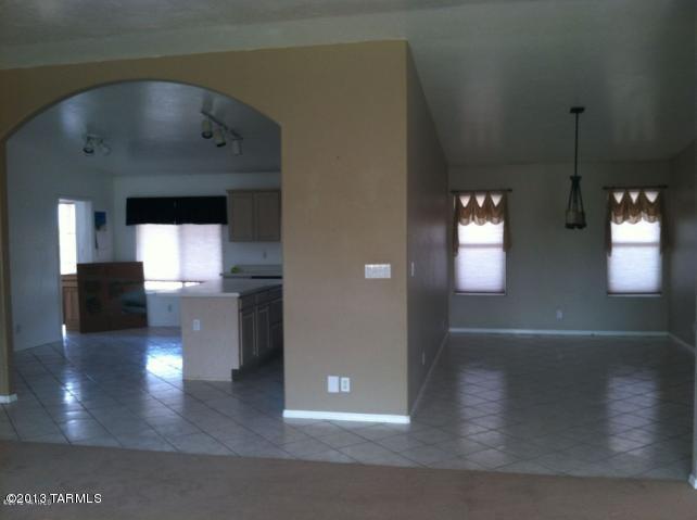 700 N Solar Dr, Vail, AZ 85641 photo 8