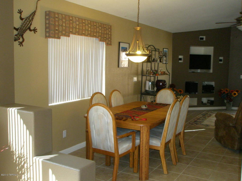 2577 E Chisel Ct, Oro Valley, AZ 85755 photo 13