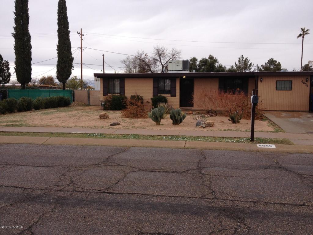 6809 E 45th St, Tucson, AZ 85730 photo 1