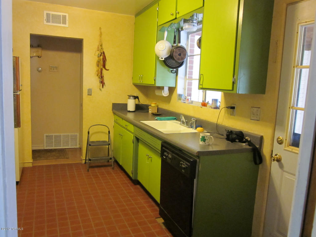 830 E Copper St, Tucson, AZ 85719 photo 10