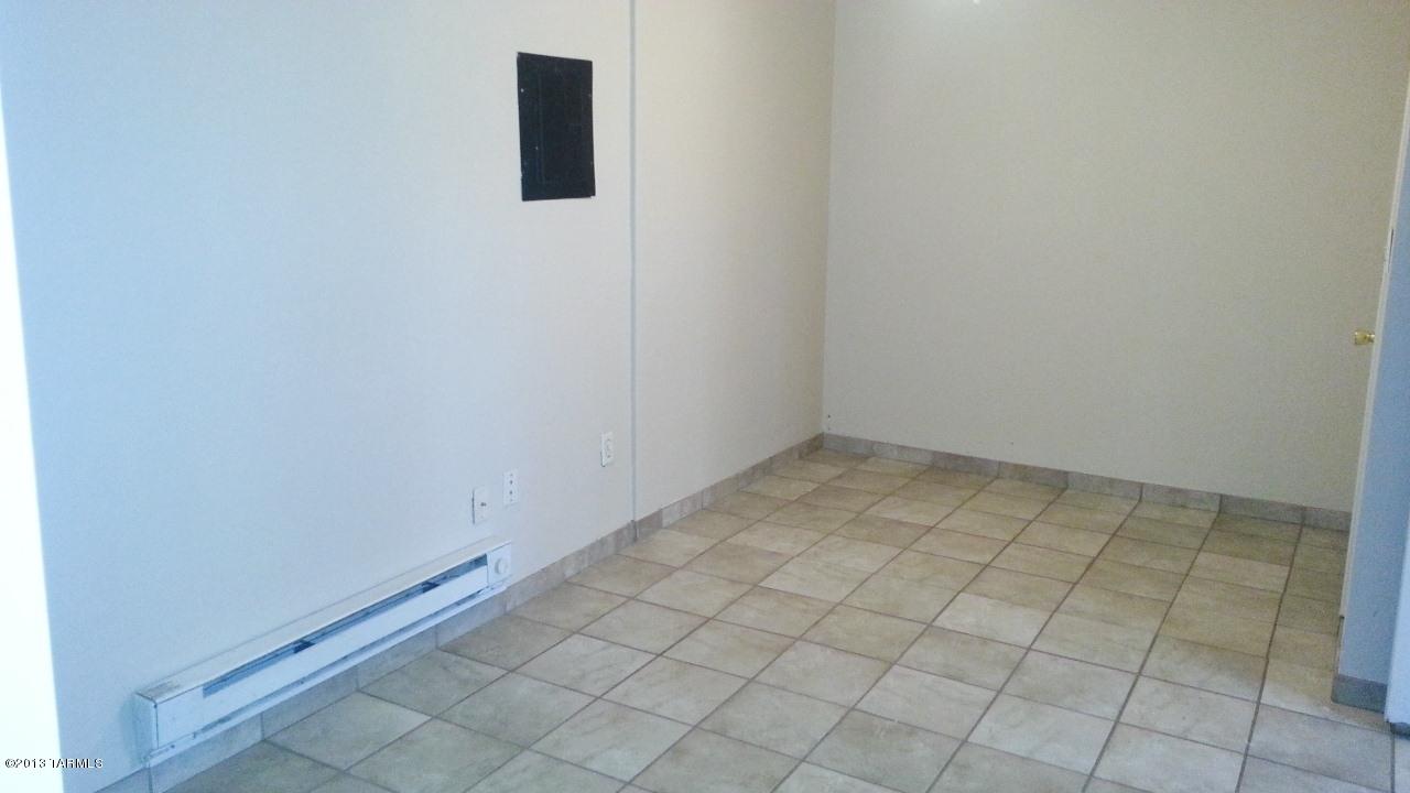 4208 E Kings, Tucson, AZ 85712 photo 17