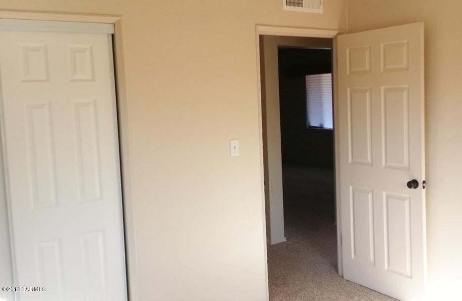4208 E Kings, Tucson, AZ 85712 photo 3