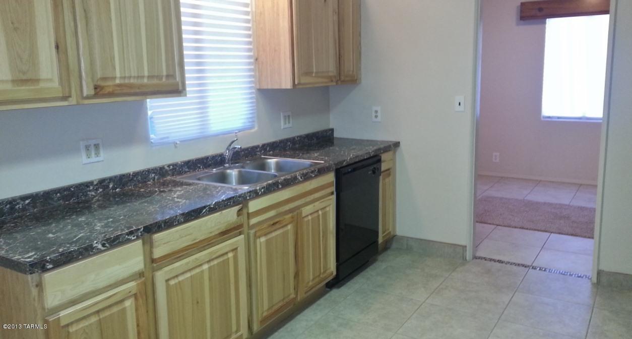 4208 E Kings, Tucson, AZ 85712 photo 1