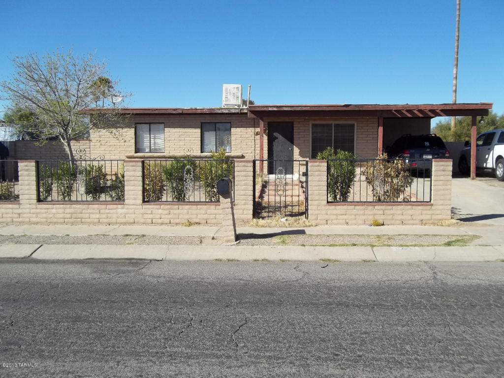1921 E Bantam Rd, Tucson, AZ 85706 photo 1