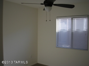 7587 E Fair Meadows Loop, Tucson, AZ 85756 photo 11