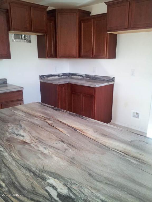 8008 S Nautilus Dr S, Tucson, AZ 85756 photo 2