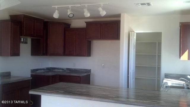 8008 S Nautilus Dr S, Tucson, AZ 85756 photo 3