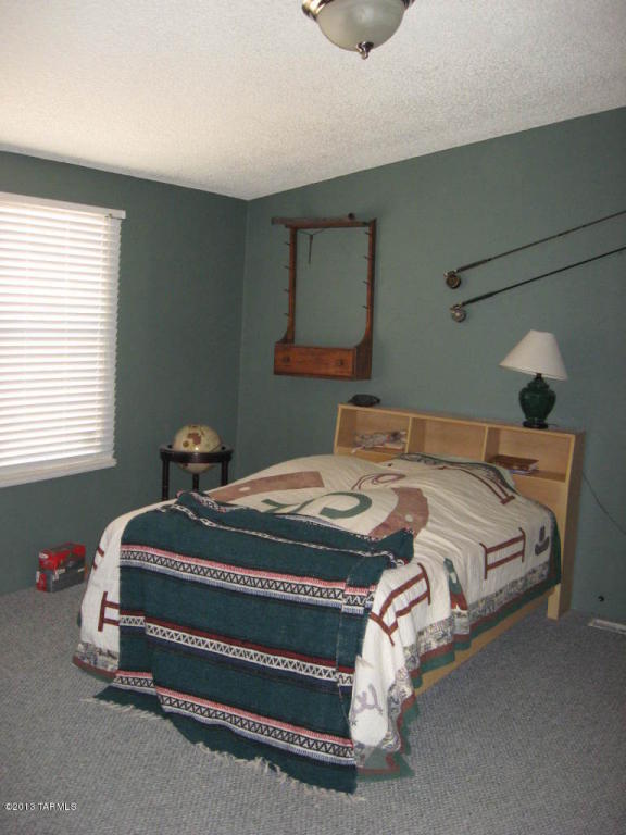 8080 E High Chaparral Pl, Vail, AZ 85641 photo 11