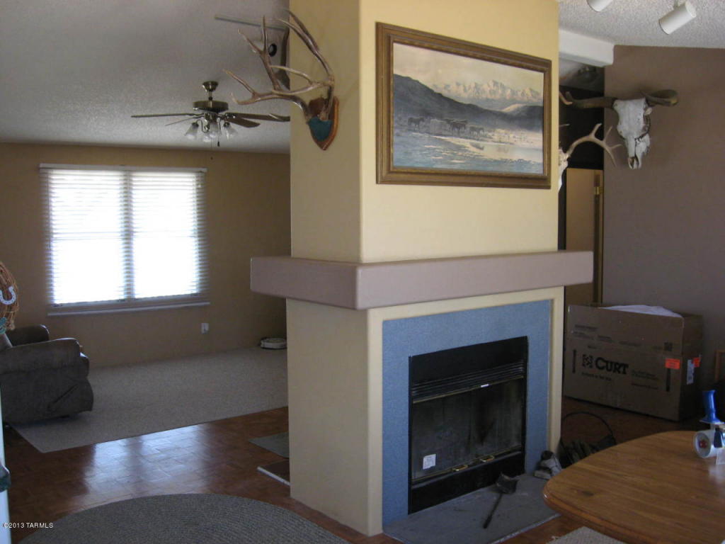 8080 E High Chaparral Pl, Vail, AZ 85641 photo 6