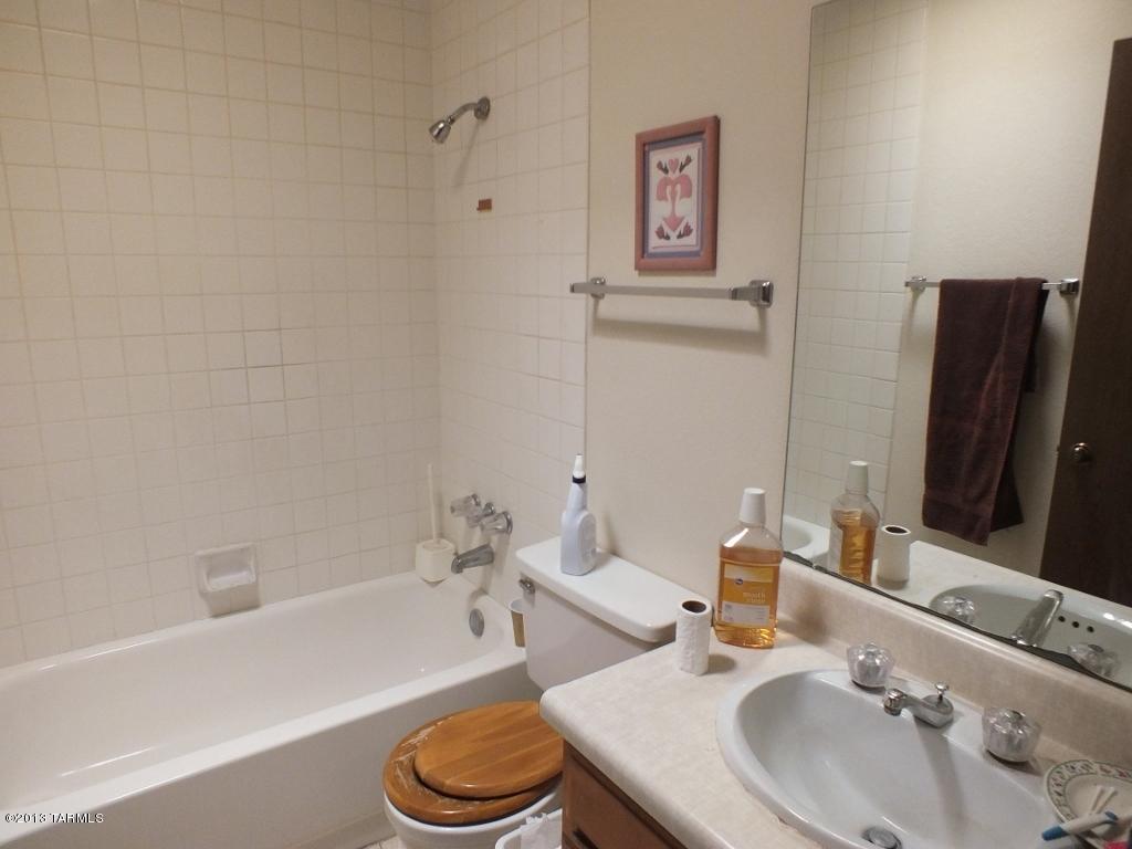 4315 E Allison Rd, Tucson, AZ 85712 photo 11