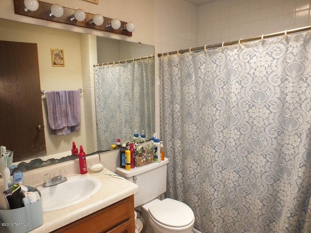 4315 E Allison Rd, Tucson, AZ 85712 photo 9