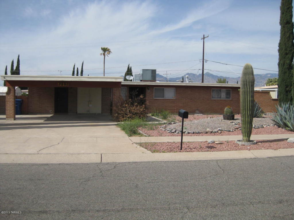 7341 E 33rd St, Tucson, AZ 85710 photo 2