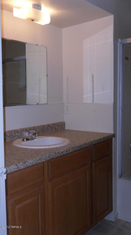 42 E Barry Ln, Saint David, AZ 85630 photo 4