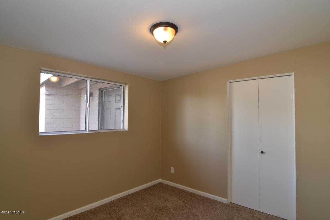 6041 E 34th St, Tucson, AZ 85711 photo 9