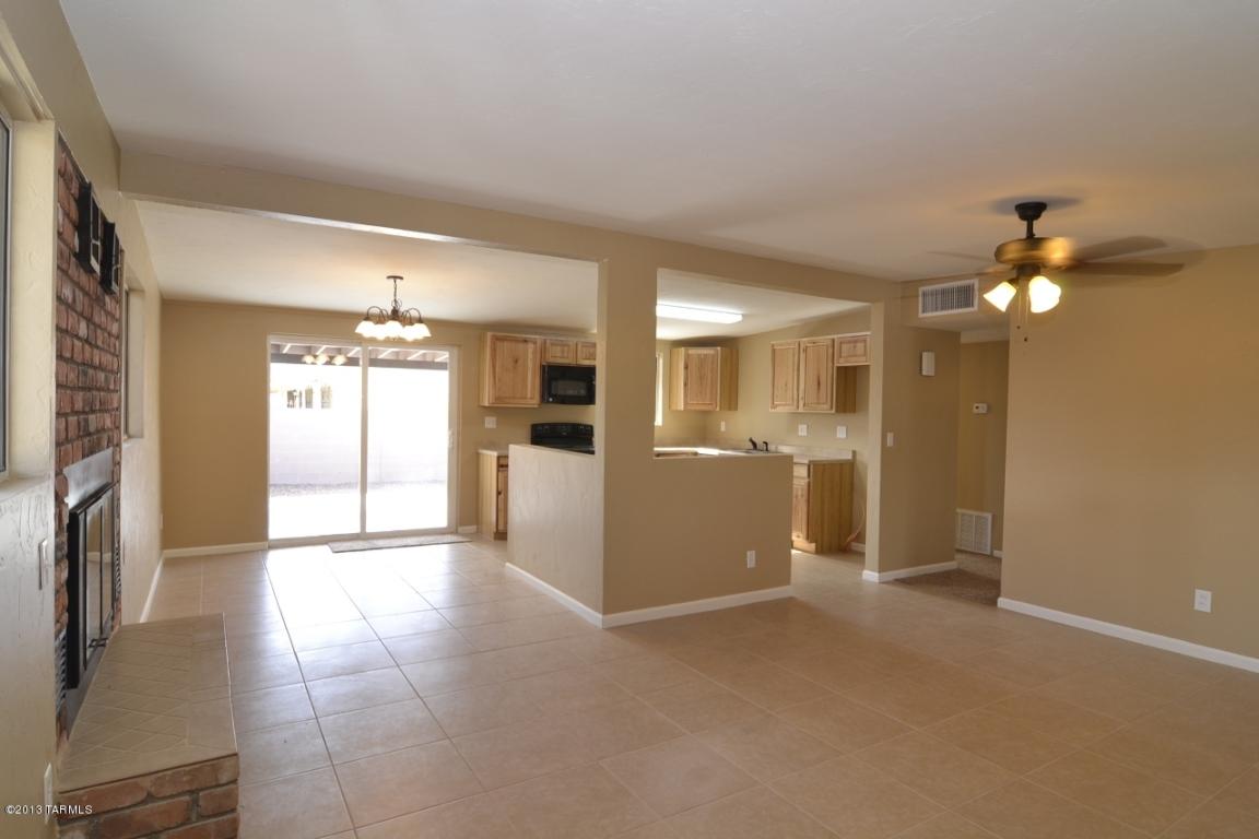 6041 E 34th St, Tucson, AZ 85711 photo 3