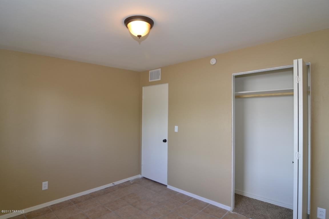6041 E 34th St, Tucson, AZ 85711 photo 8