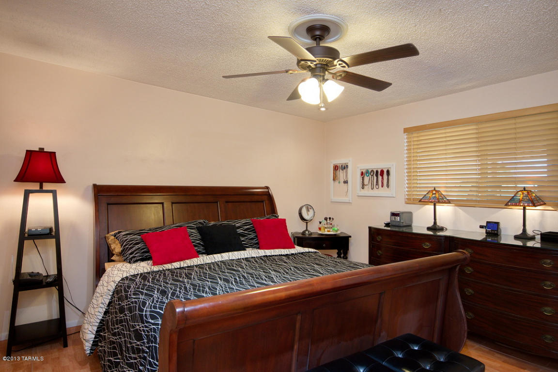 7118 E 30th, Tucson, AZ 85710 photo 13