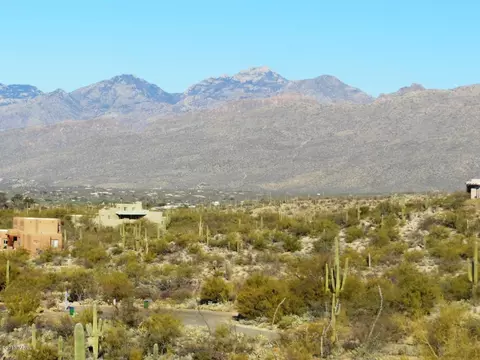 13220 E Deep Well Rd, Tucson, AZ 85749 photo 4