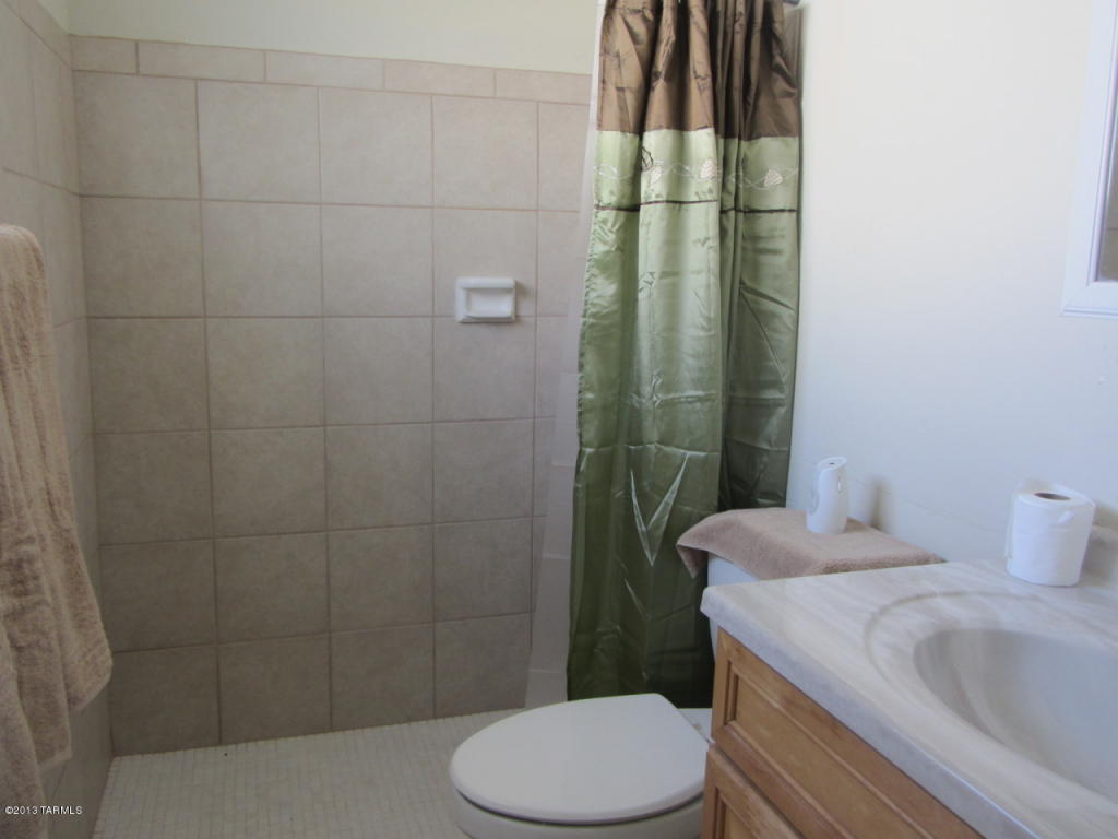9502 E 30th St, Tucson, AZ 85748 photo 5