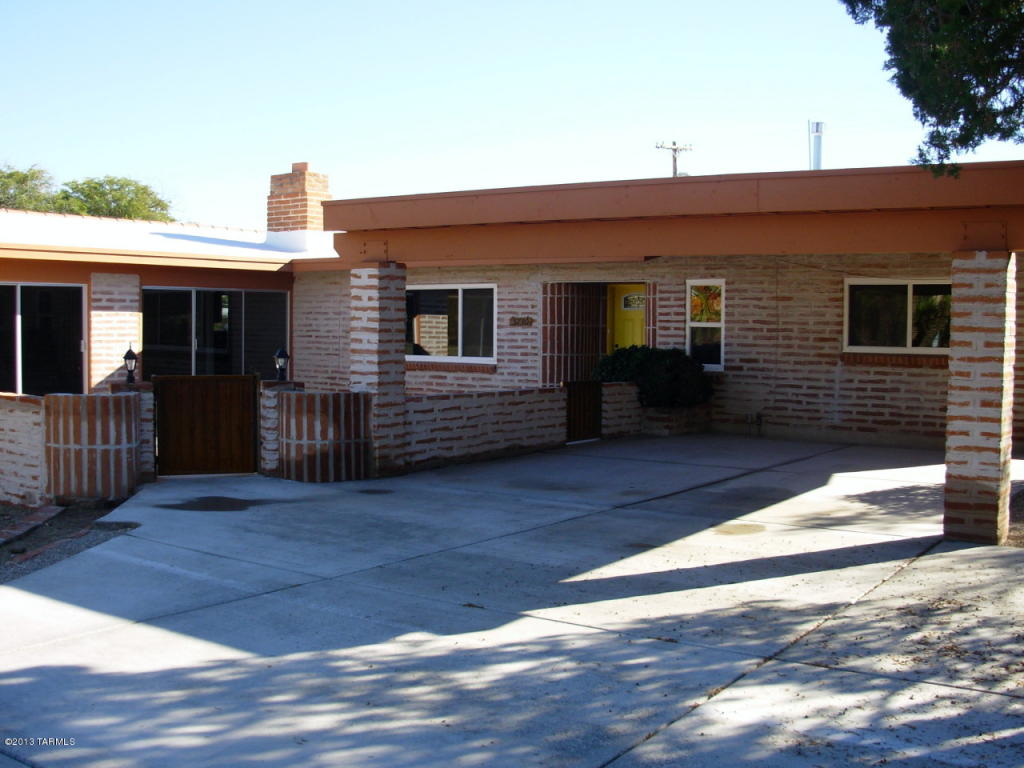 5730 E 8th St, Tucson, AZ 85711 photo 3