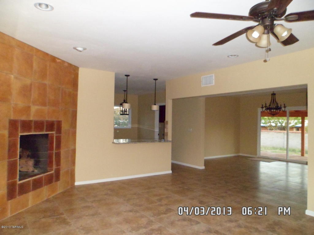 5730 E 8th St, Tucson, AZ 85711 photo 9