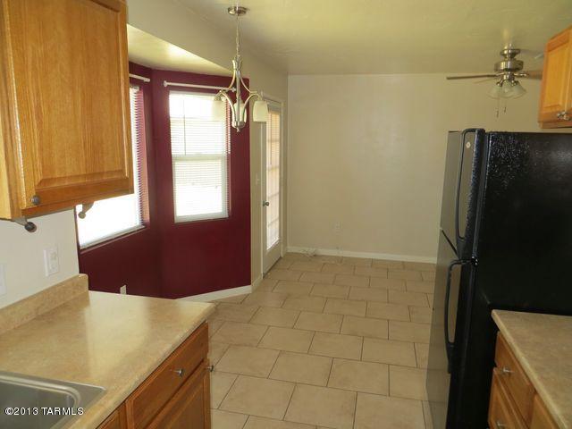 805 W Palomas Dr, Willcox, AZ 85643 photo 3