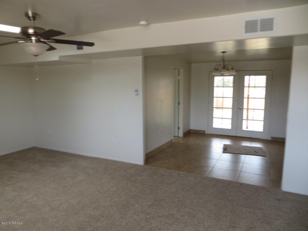 7107 E Freestone Dr, Tucson, AZ 85730 photo 8
