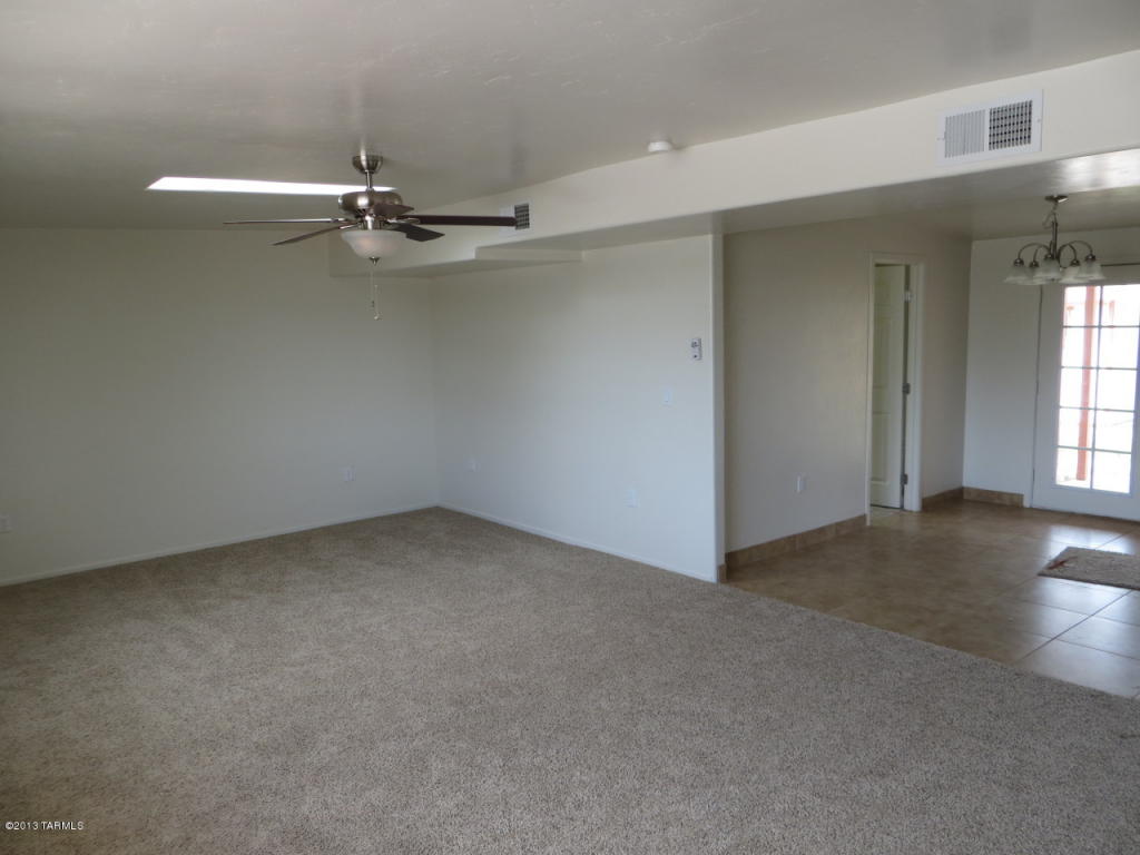 7107 E Freestone Dr, Tucson, AZ 85730 photo 9