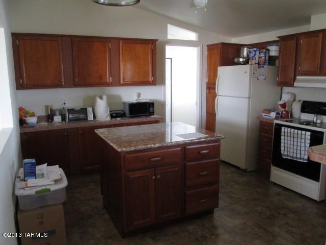 6439 E Raven Run Loop, Tucson, AZ 85756 photo 2