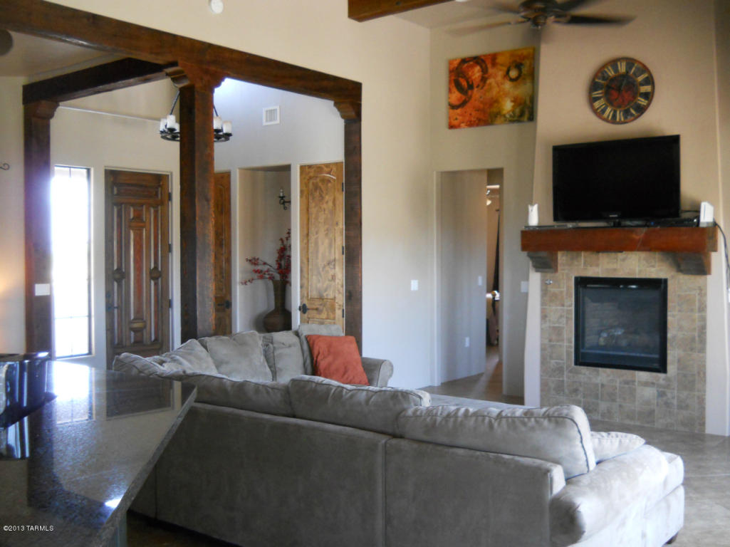 2614 E Maxine Pl, Vail, AZ 85641 photo 8