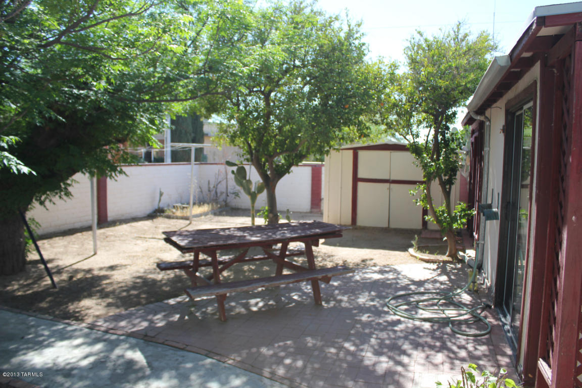 2202 E 19th St, Tucson, AZ 85719 photo 12