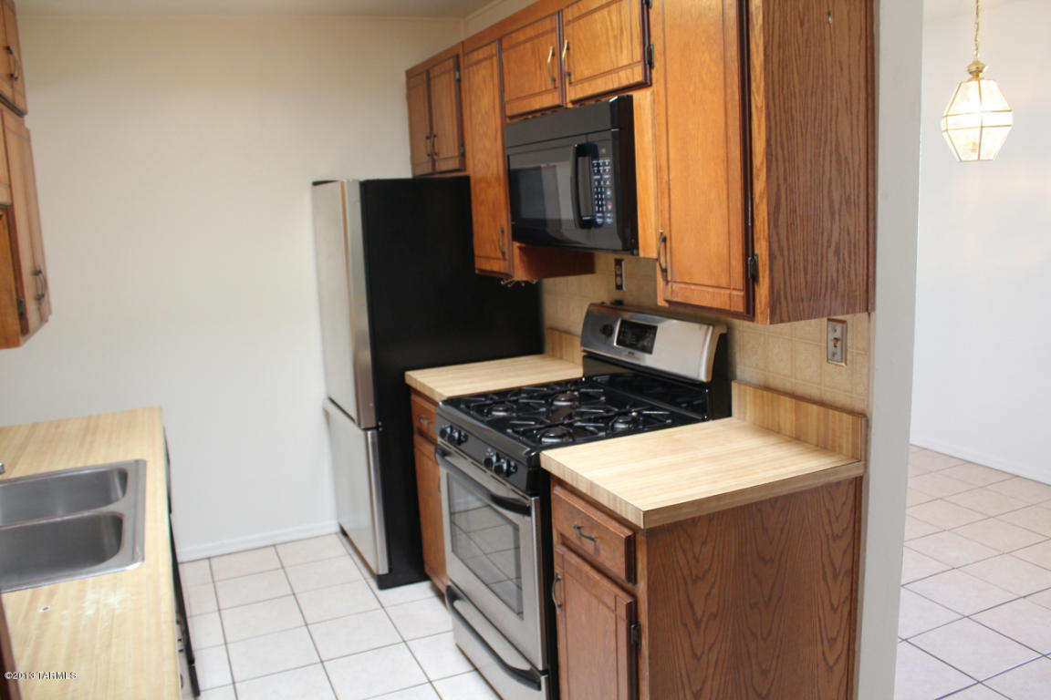 2202 E 19th St, Tucson, AZ 85719 photo 5